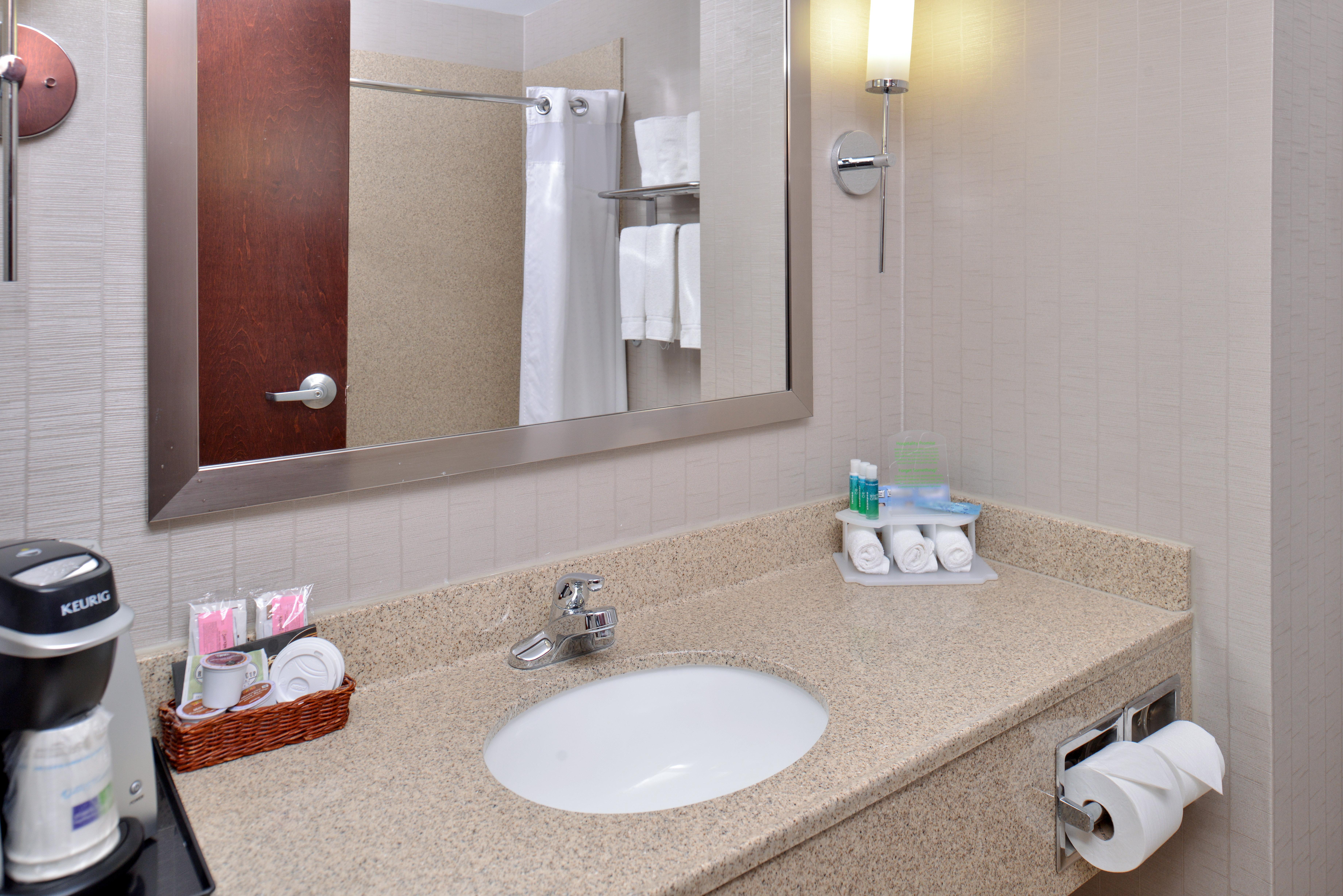 Holiday Inn Express Hotel & Suites Lafayette By Ihg Exterior photo