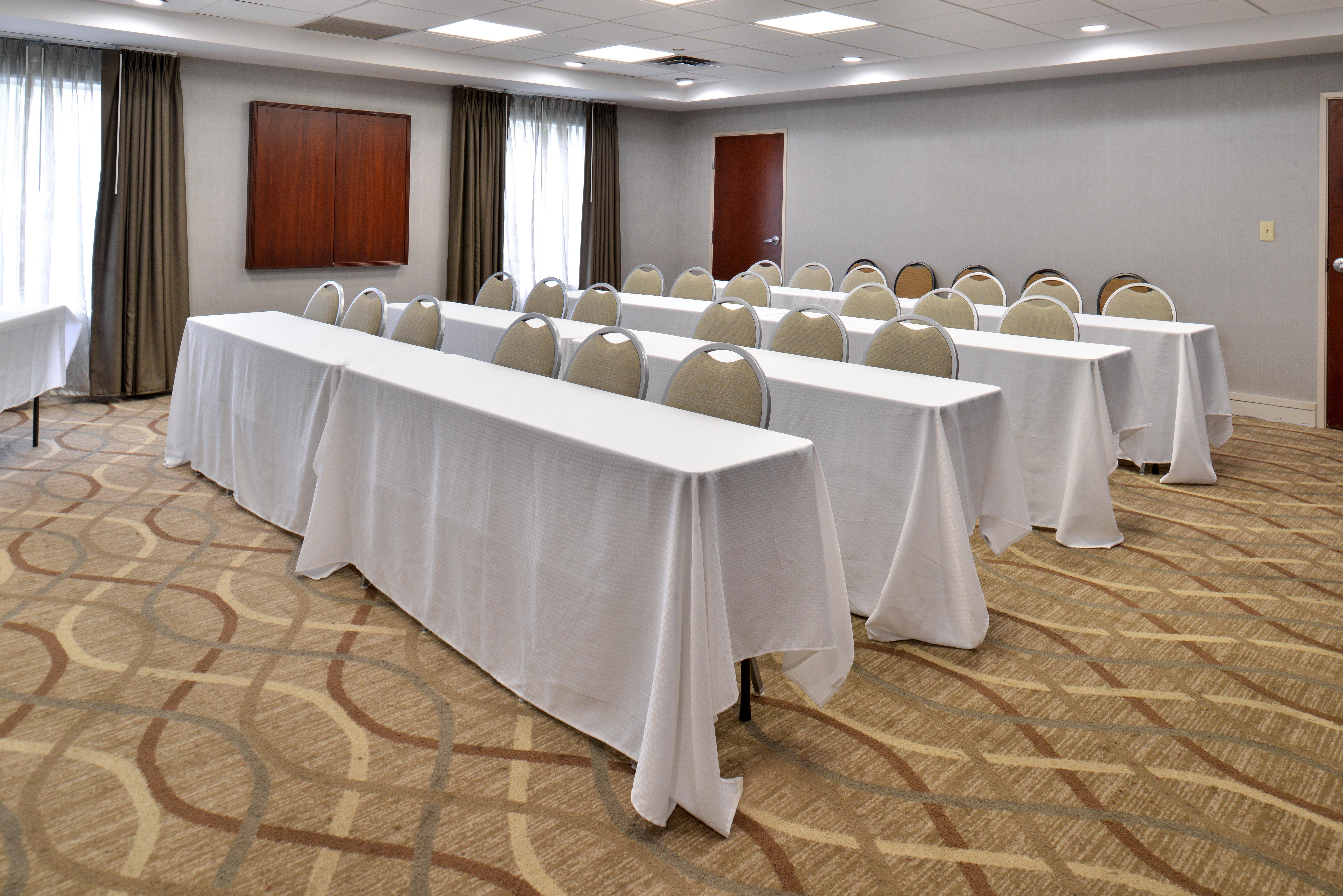 Holiday Inn Express Hotel & Suites Lafayette By Ihg Exterior photo